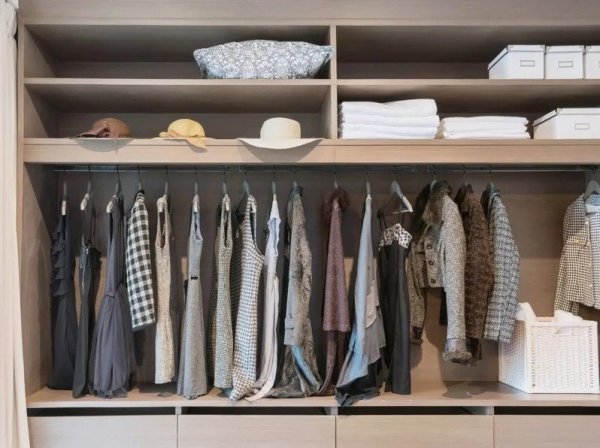 Is it painful to keep growing in the clothes in the cabinet? Extremely simple people teach 3 tricks to crack 