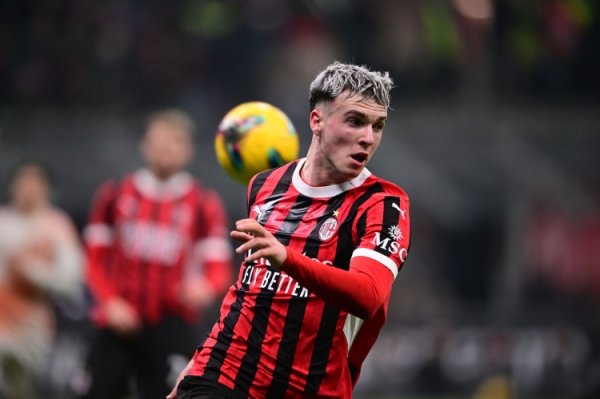 Dima: Bournemouth is close to renting first and then buying A-Jimenez. After the number of appearances meets the standard, it is forced to buy out.